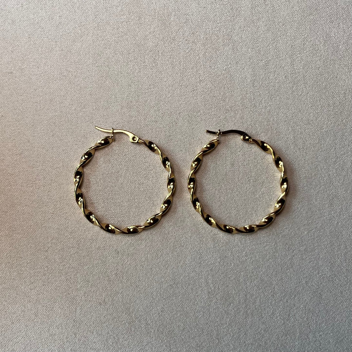 Miranda Hoop