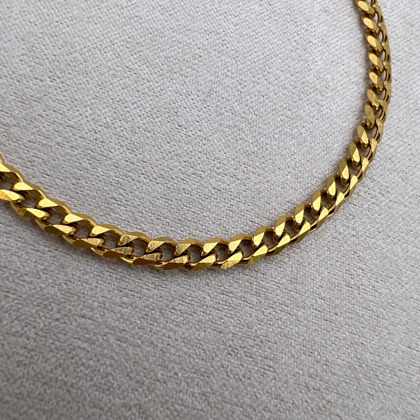 Gold Diamond Cut Cuban Link Chain Bracelet