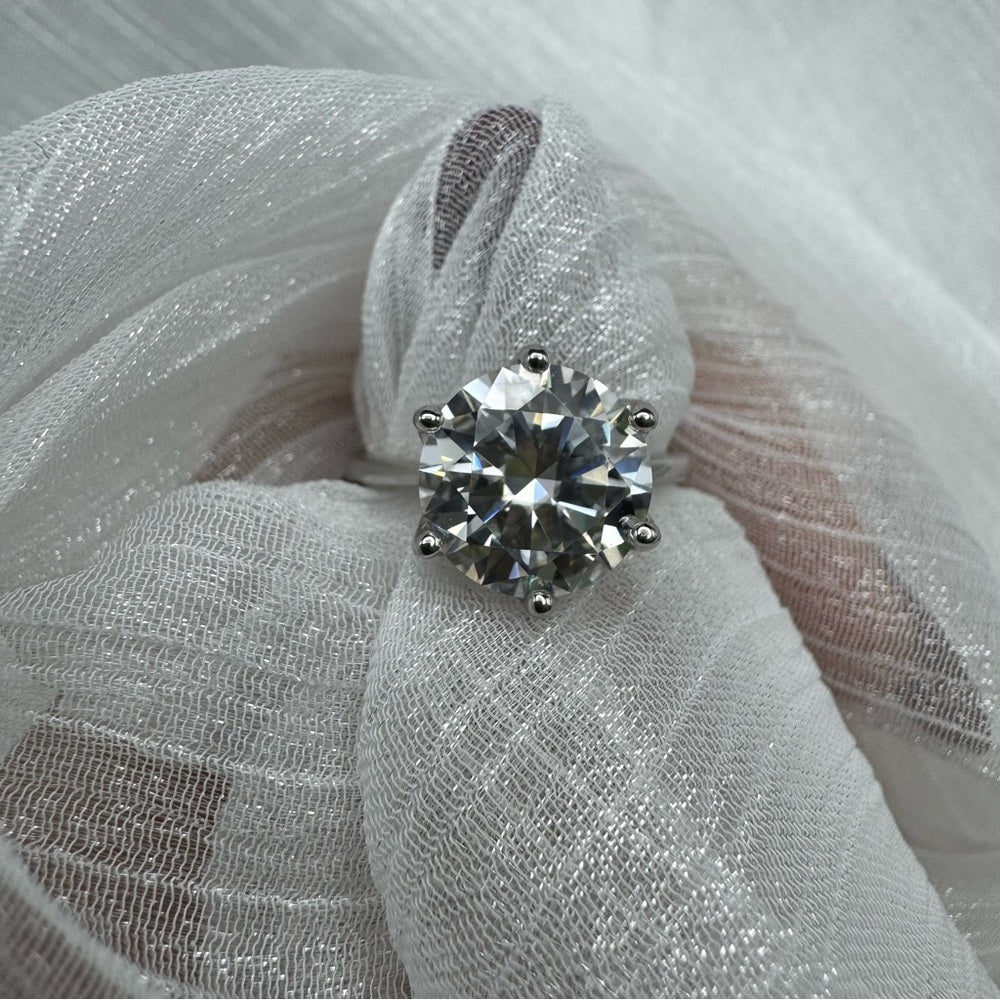1.9CT Moissanite Diamond Solitare