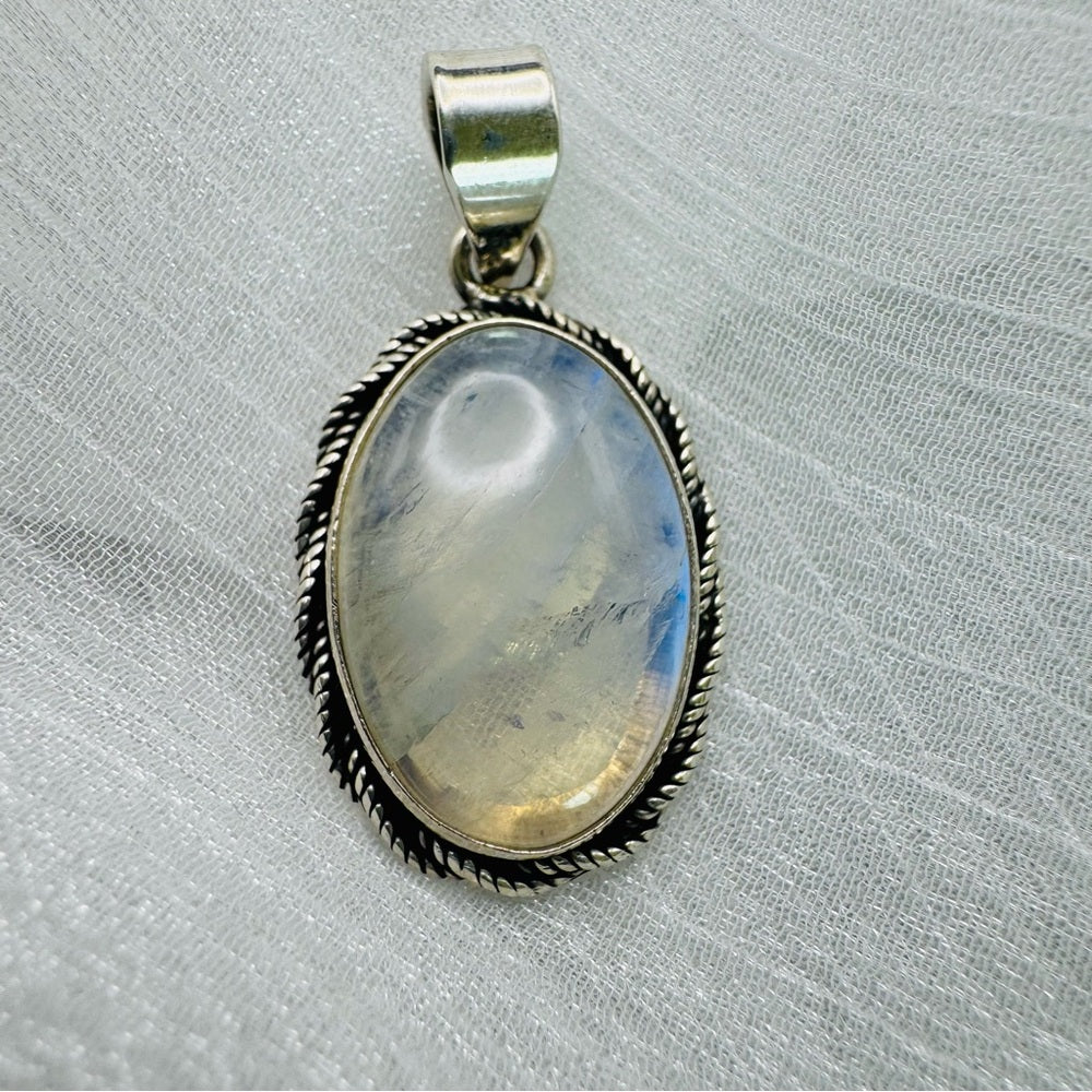 S925 Moonstone Pendant
