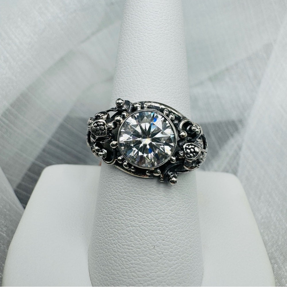 3.0 CT Moissanite Diamond Hand Carved Band