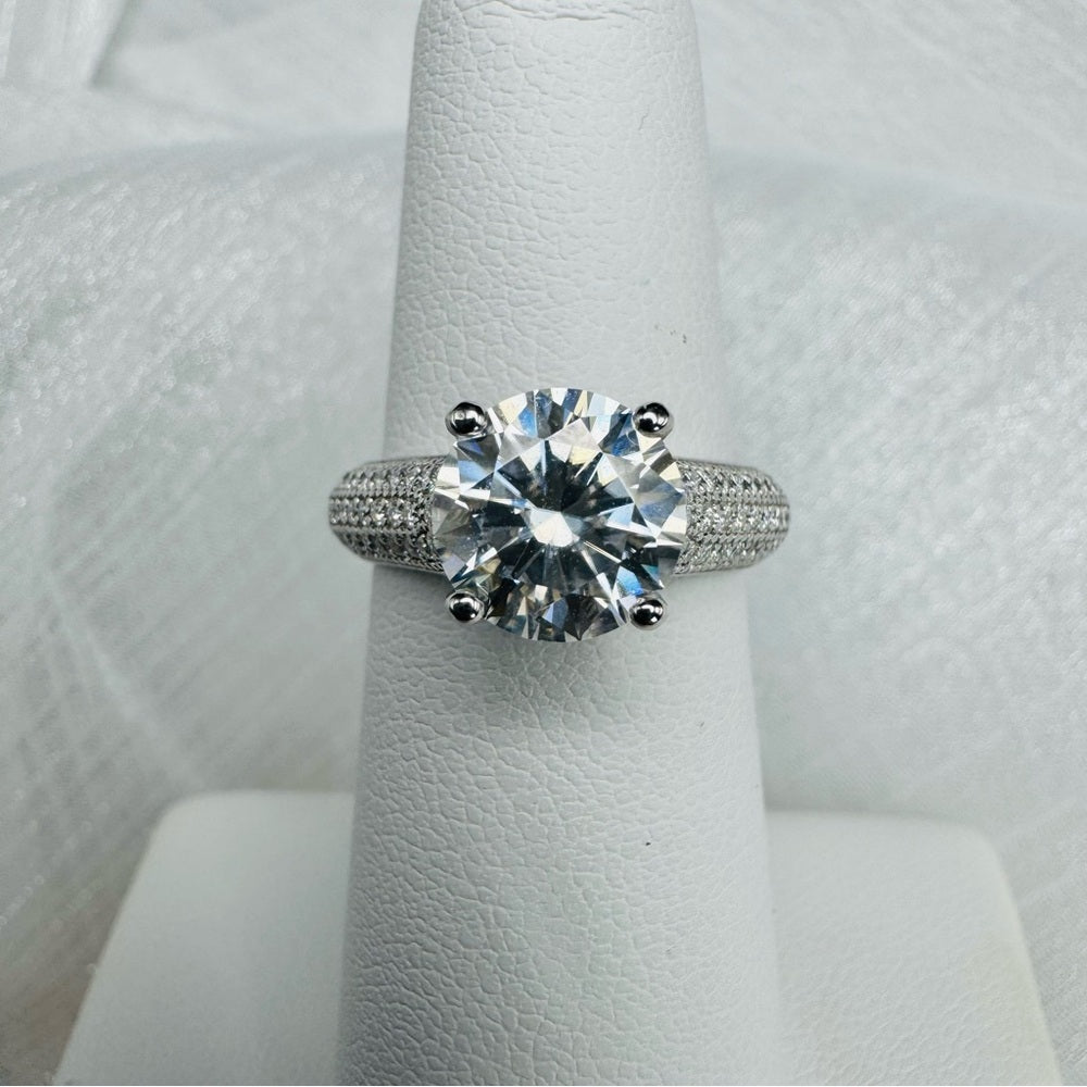 4.12 CT Moissanite Diamond Solitare & Triple Pavé Band