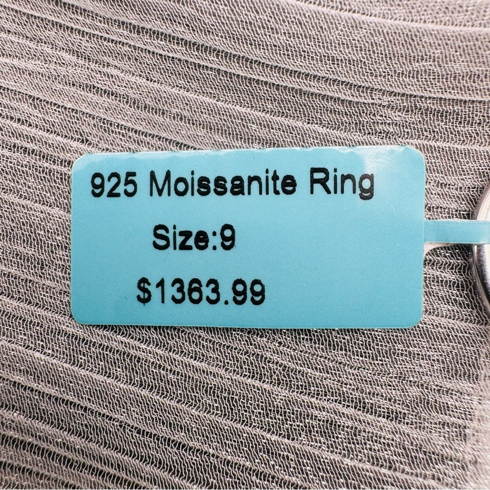 4.32 CT Moissanite Diamond Solitare w Pavé Band & Halo