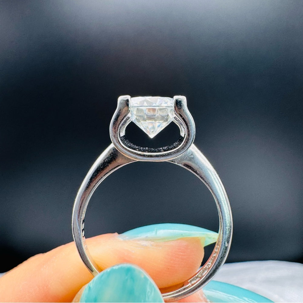 2.0 CT Moissanite Diamond Floating Solitare