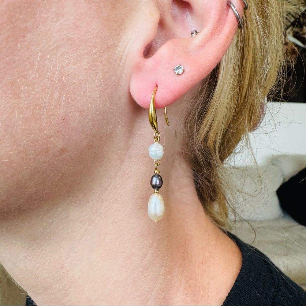 White and Black Freshwater Pearl Dangles