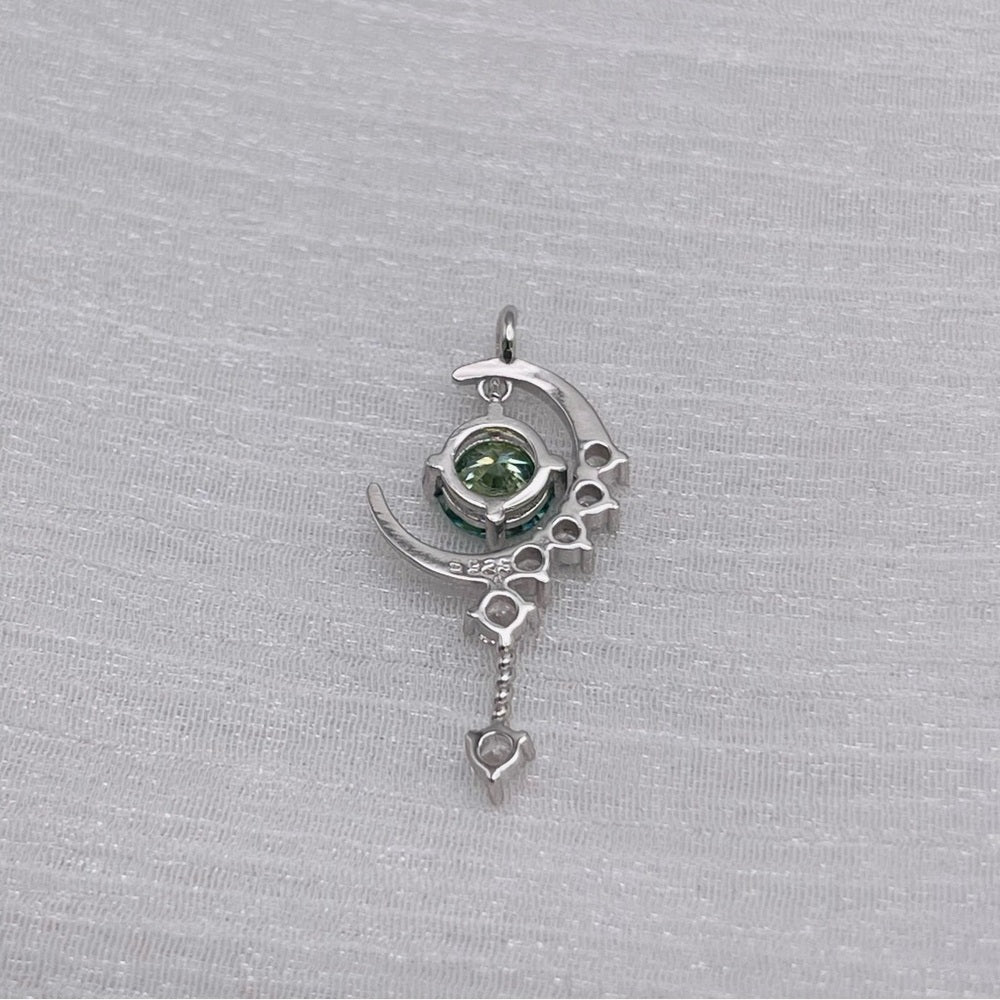 1.0 CT Alexandrite Moissanite Diamond Pendant