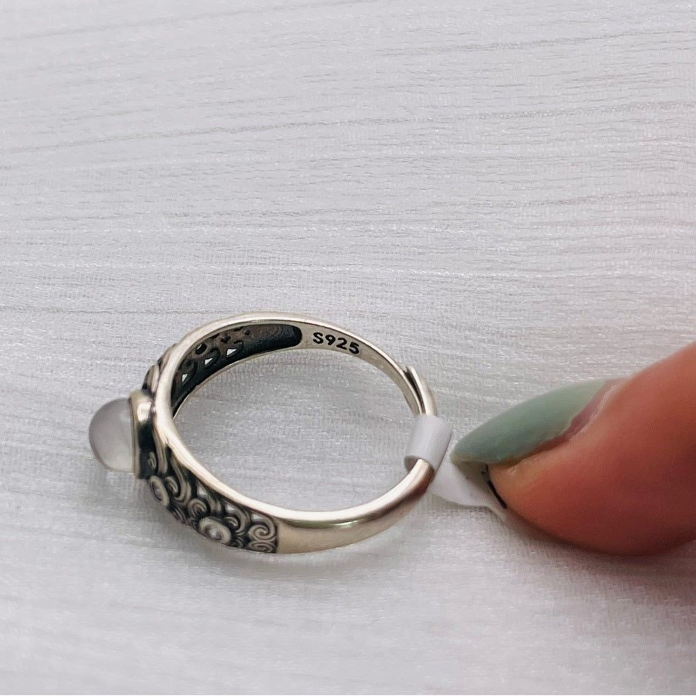 Madagascar Moonstone Cabachon Ring