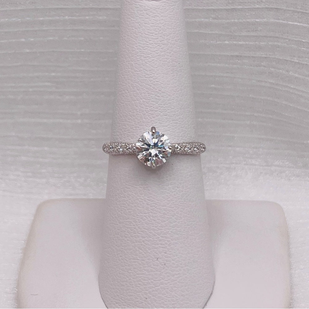 1.0 CT Moissanite Diamond Twist Ring