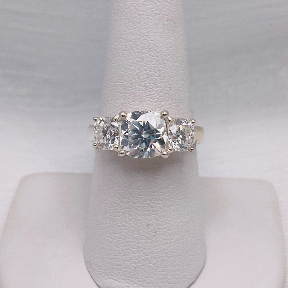 7.75 CT Moissanite Diamond Ring