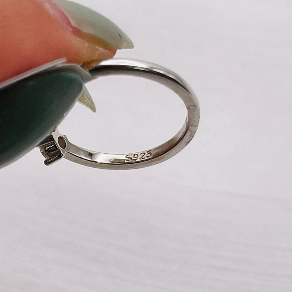 0.5 CT Moissanite Diamond V Ring