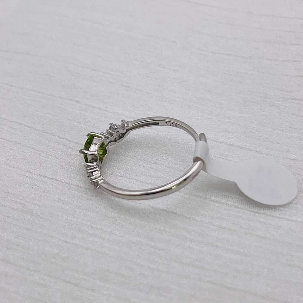 Peridot S925 Ring
