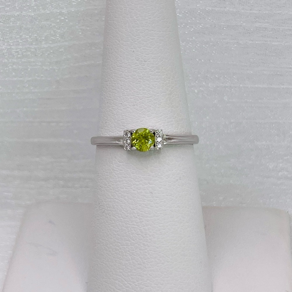 Peridot S925 Ring