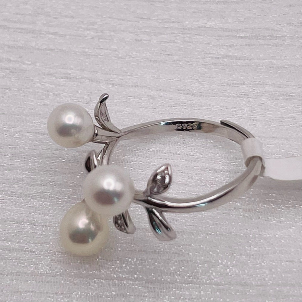 Natural Freshwater Triple Pearl Branch Ring