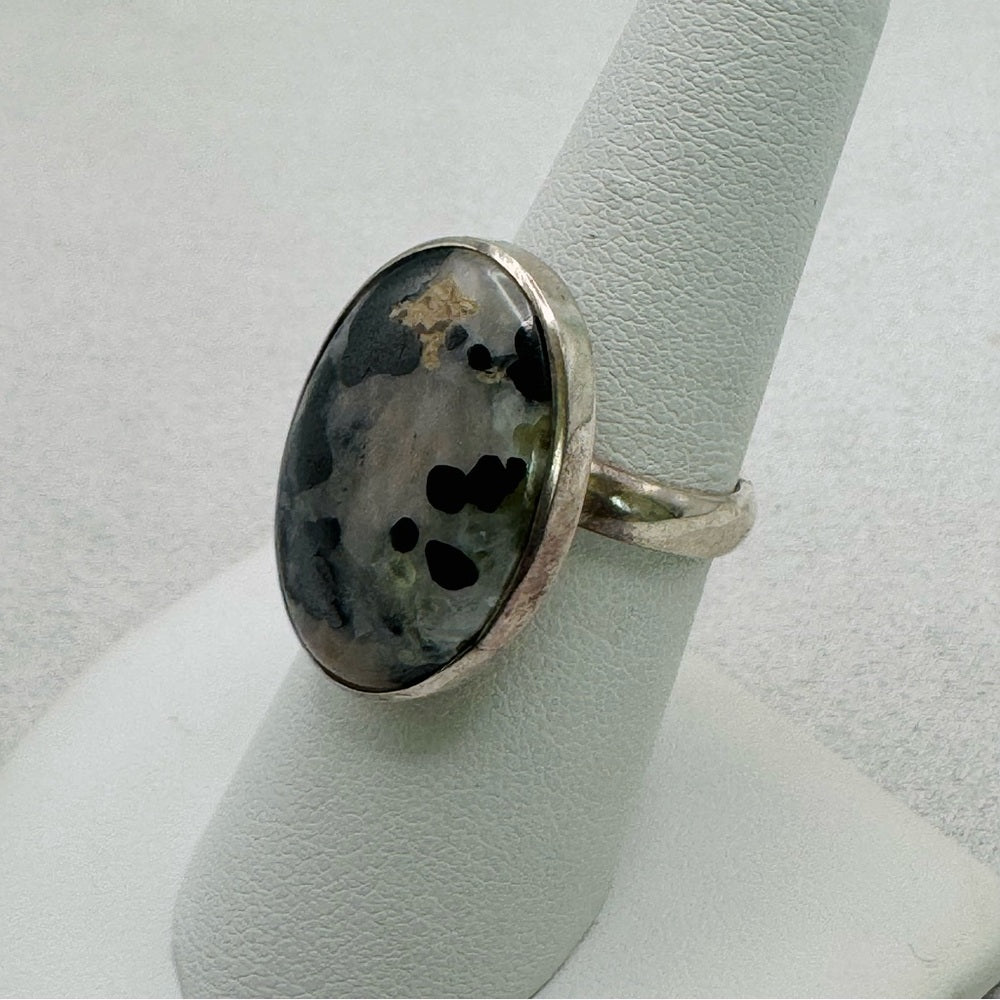 Willemite Oval Ring