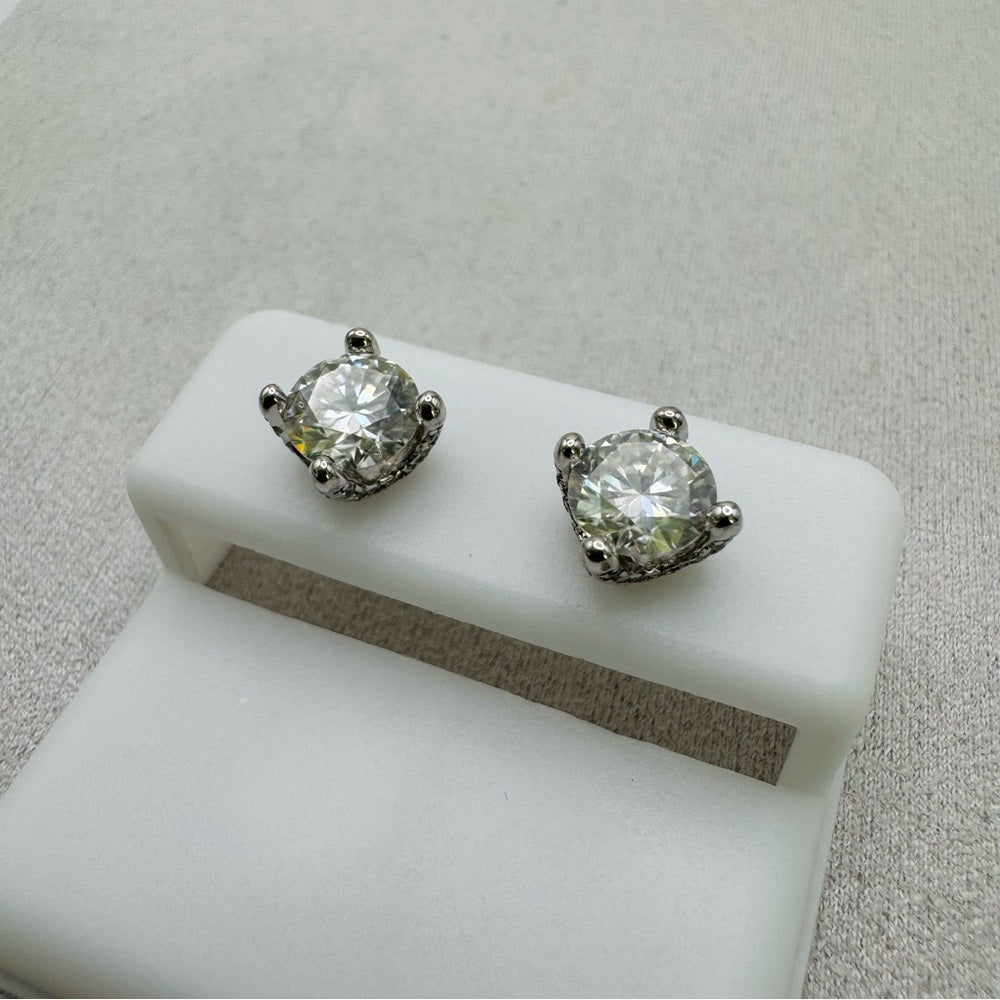 1 CT * 2 Moissanite Diamond Sterling Silver Stud Earrings