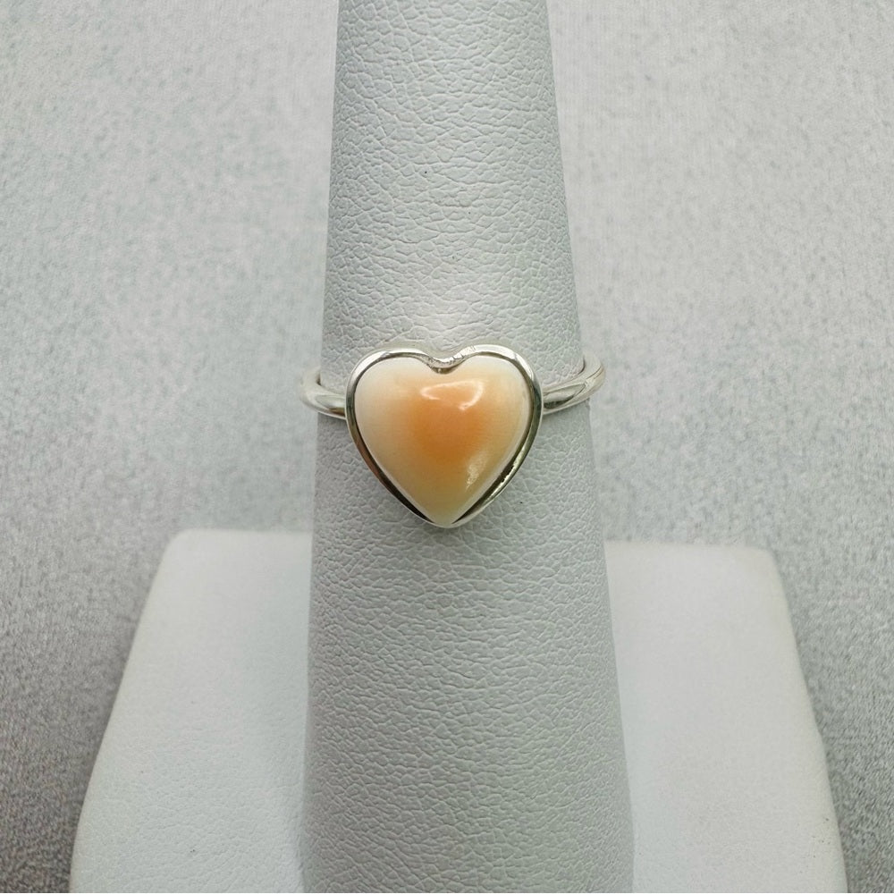 S925 Pink Spiny Oyster Heart Ring