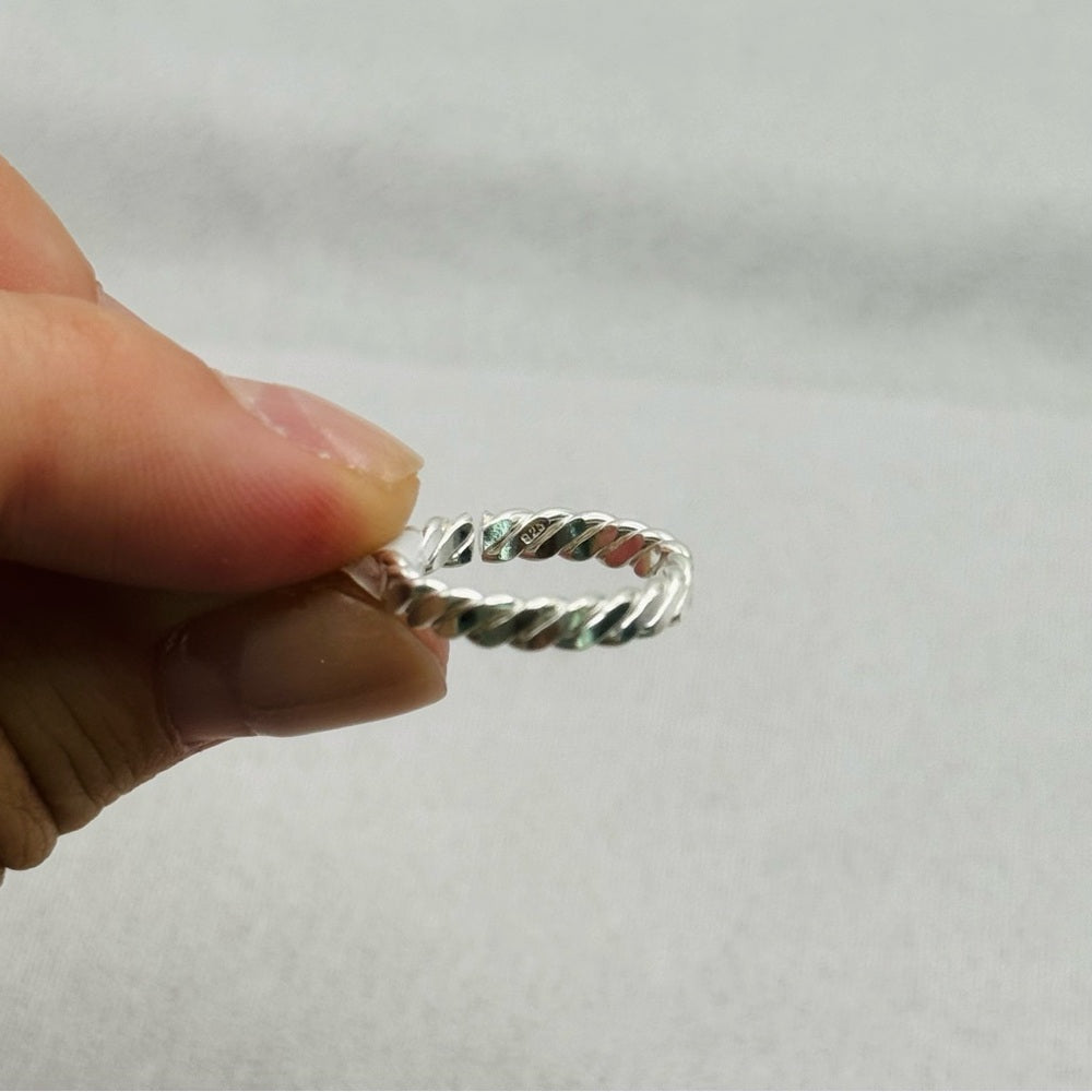 Thin Rope Twist S925 Band