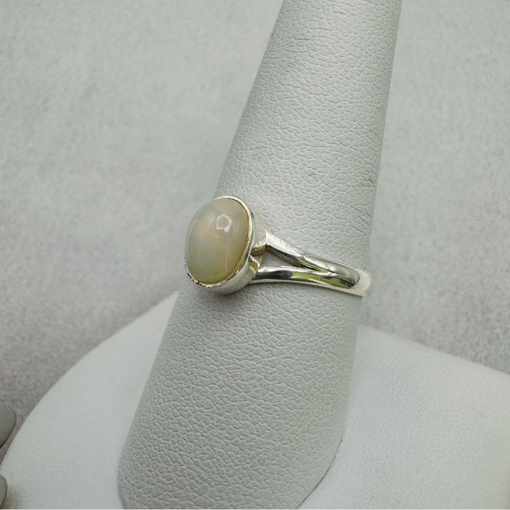 S925 Ethiopian Opal Ring