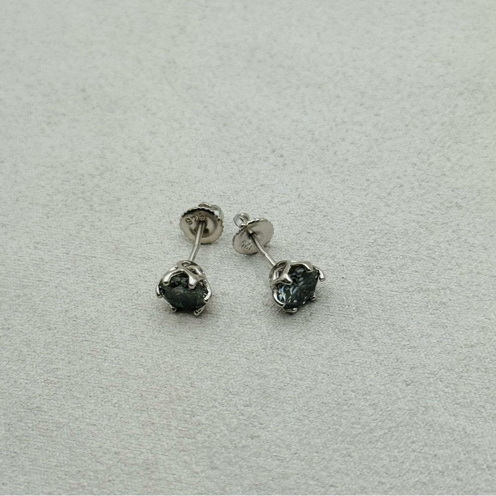 1 * 2 CT Moissanite Diamond Gray Solitaire Earrings