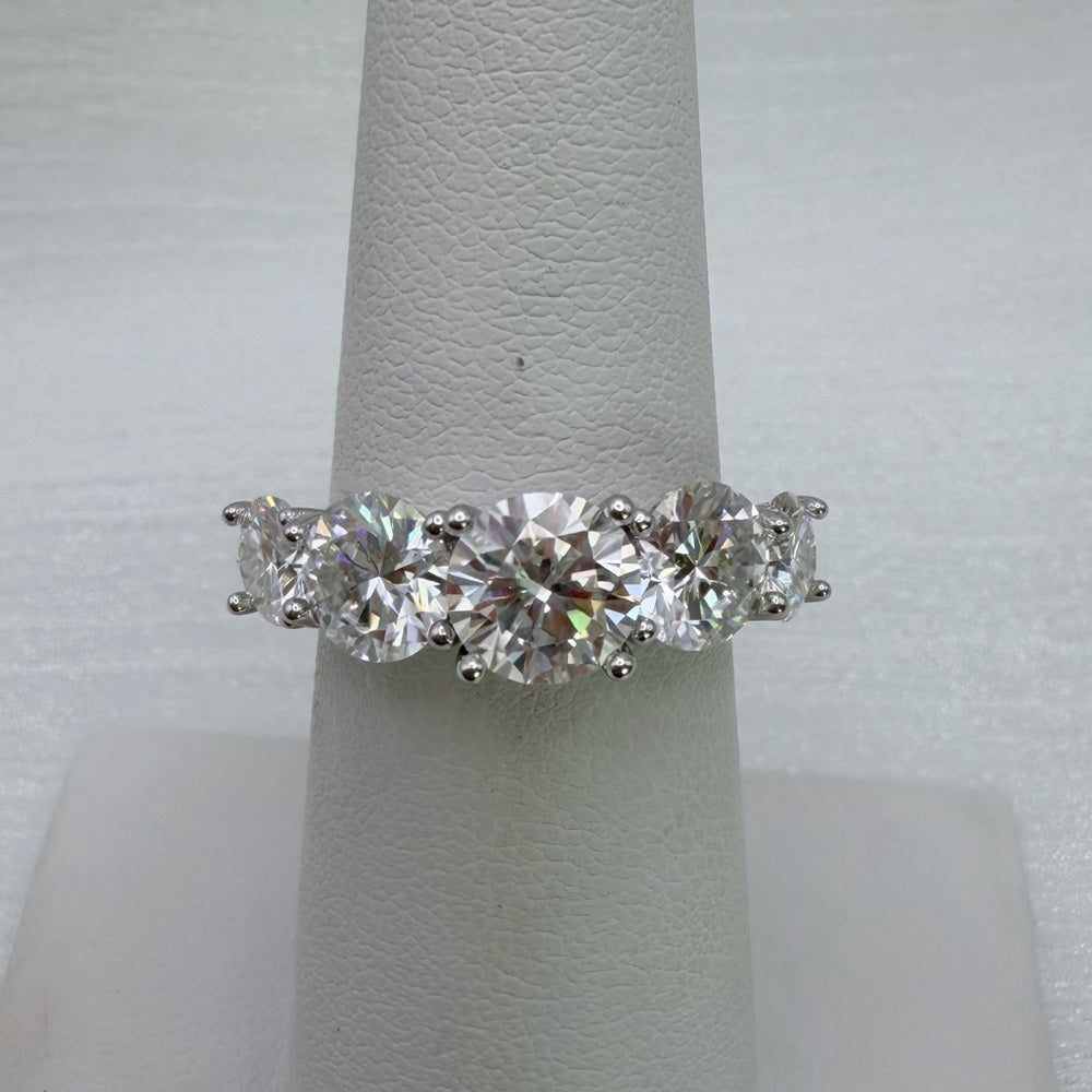 3.6 CT Moissanite Diamond Ring
