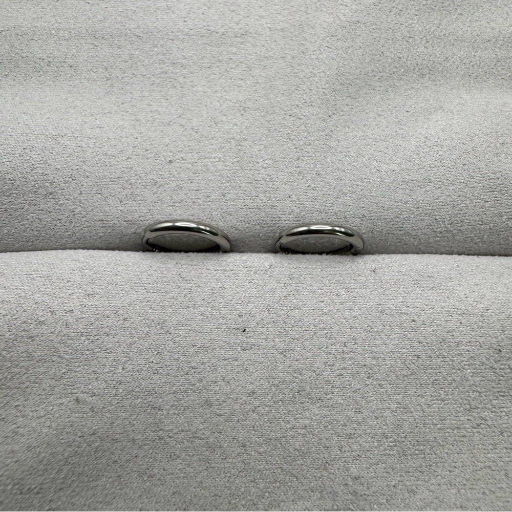 #104 Hoop Earrings - Silver