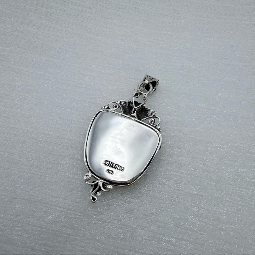 S925 Carnelian Turtle Leaf Pendant