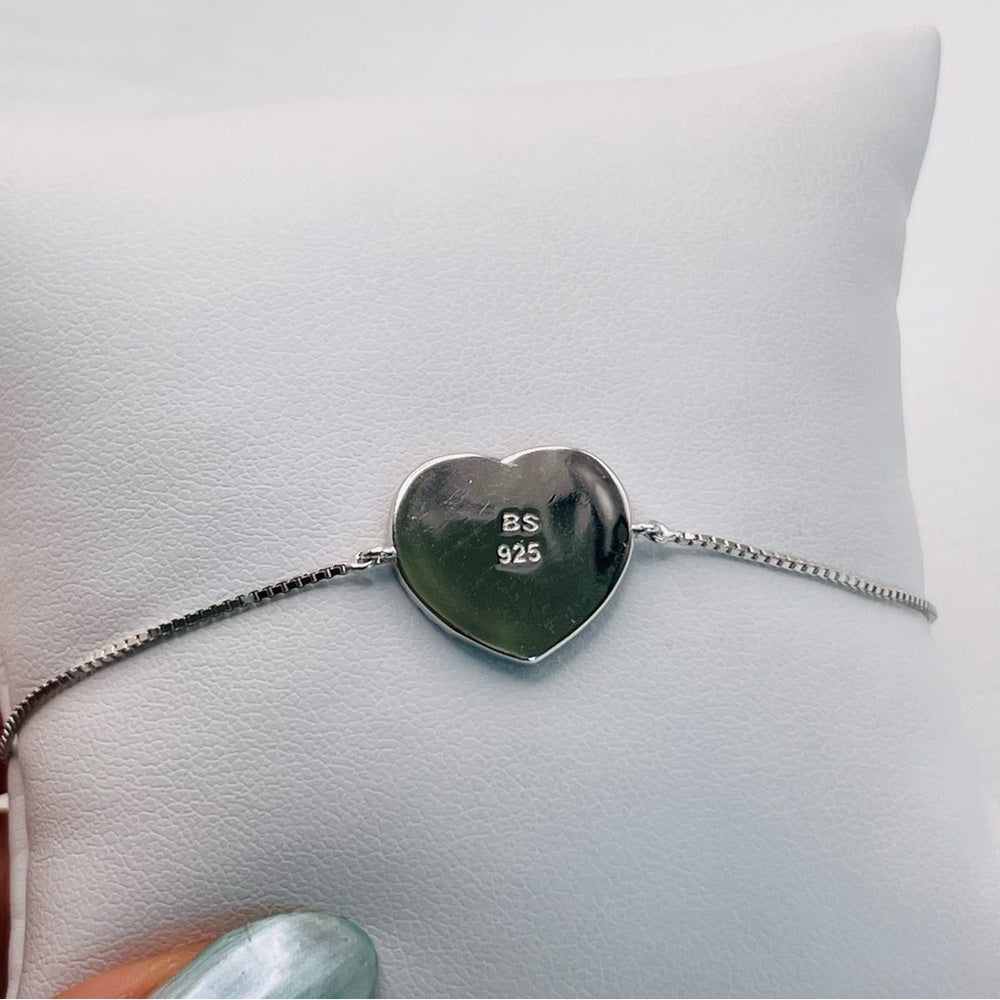 0.27 CT Moissanite Diamond Onyx Heart Bracelet