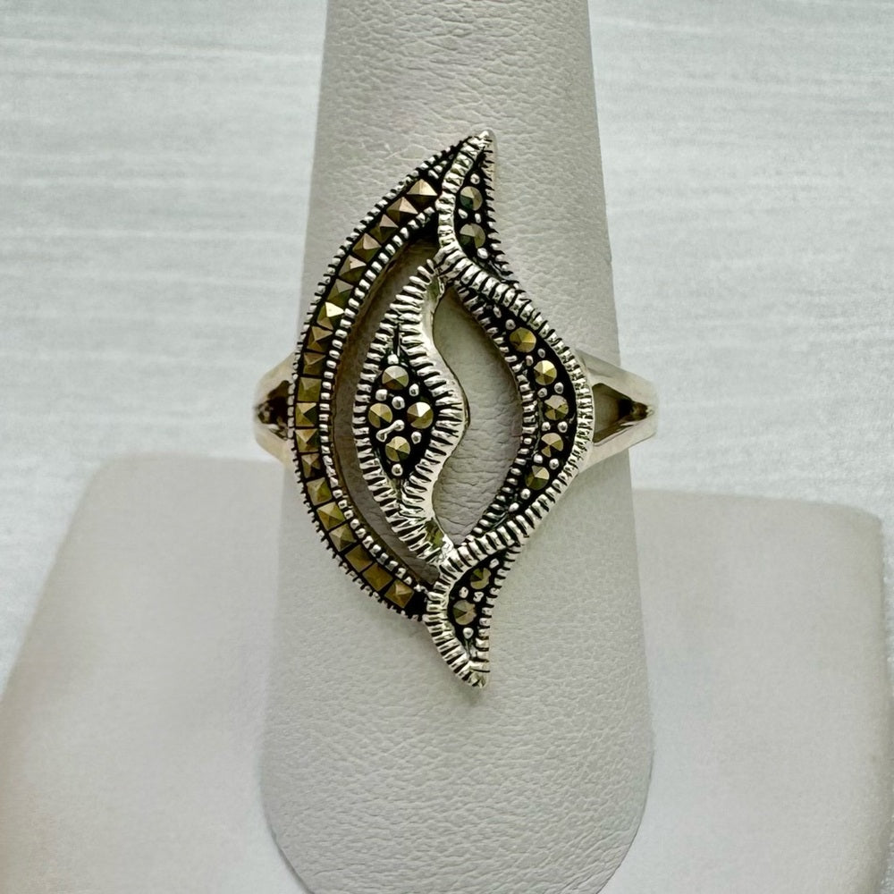 Marcasite Twisted Leaf Ring