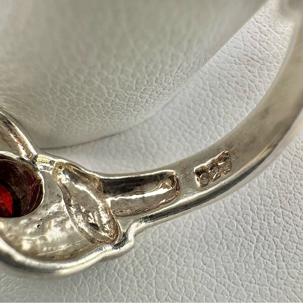 Marcasite Ring with Circle Garnet Stone