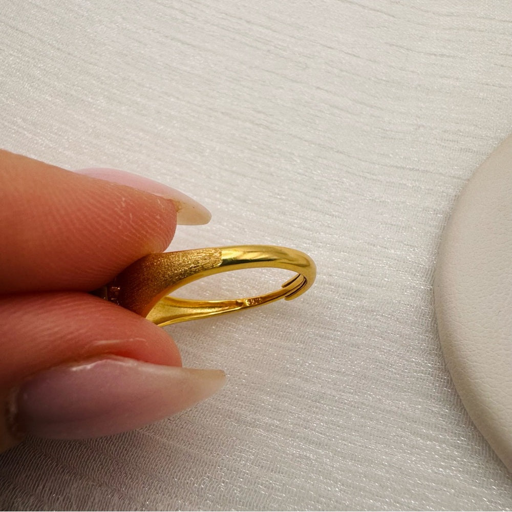 Tigers Eye Brushed Gold Ring