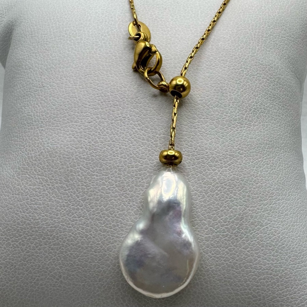 Hematite Star & Freshwater Pearls Gold Adjustable Necklace