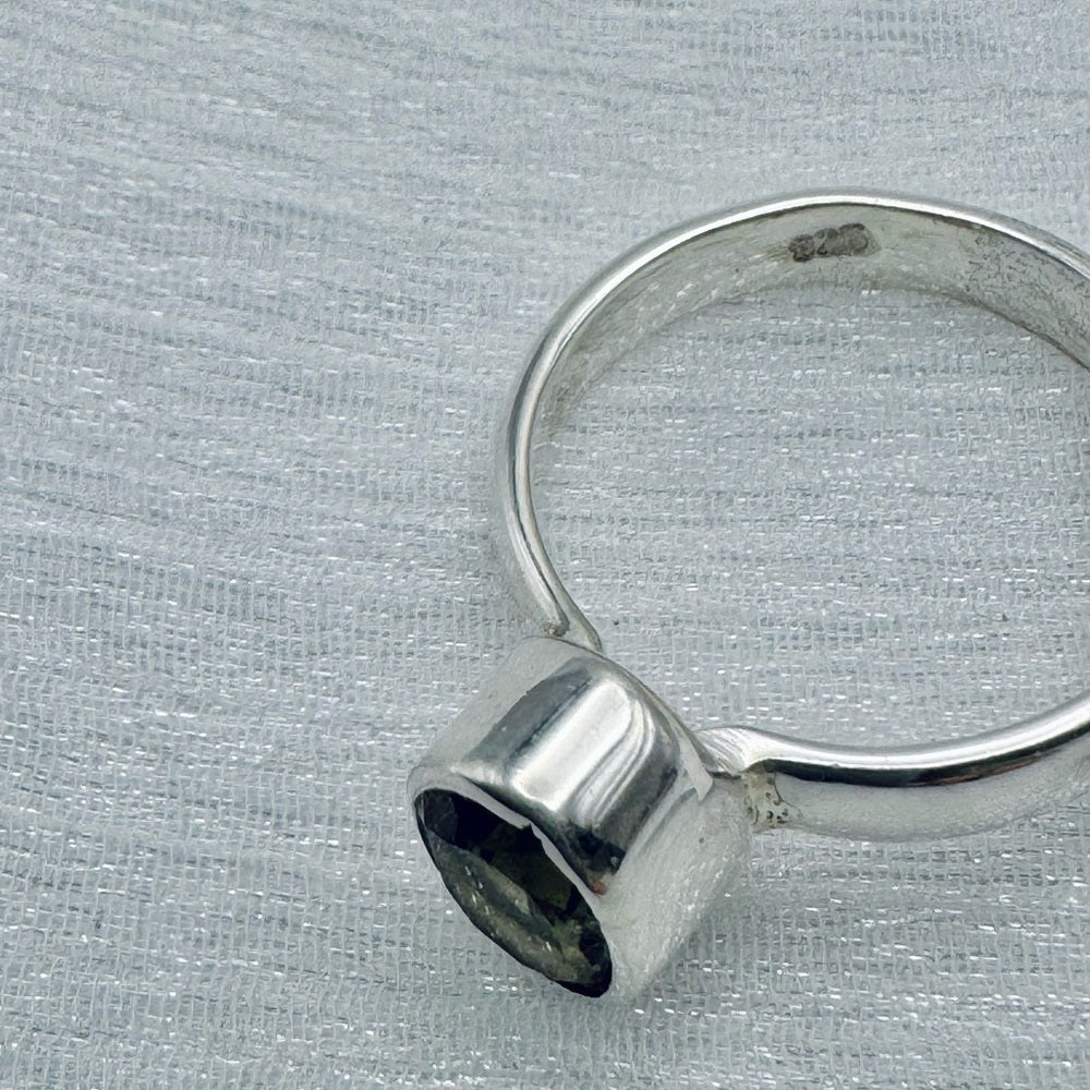 S925 Moldavite Oval Ring