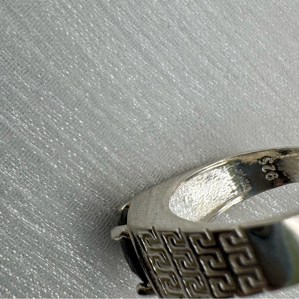 S925 Onyx Faceted Cut Greek Key Ring