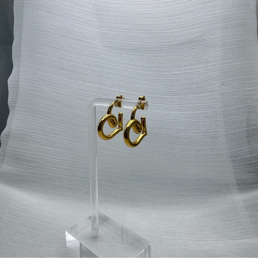 Elise Gold Heart Stud Earrings