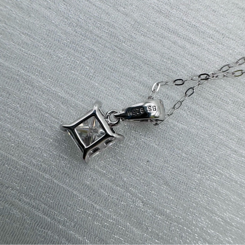 1.2 CT Moissanite Princess Cut Diamond Pendant