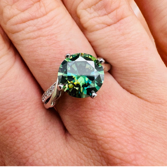 Gold Dipped 3 CT Alexandrite Moissanite Ring