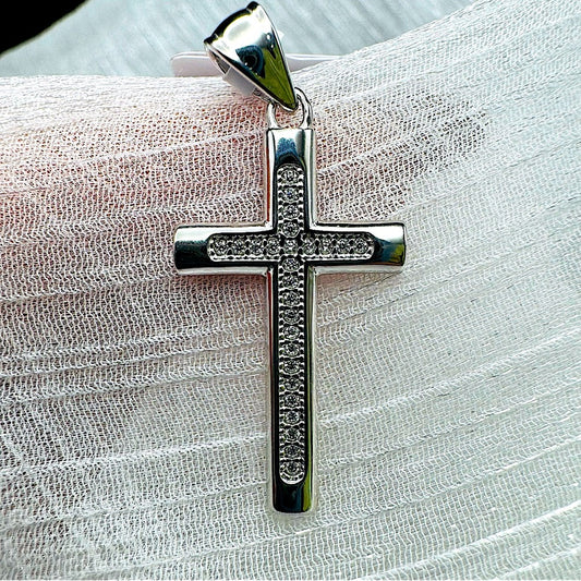 0.16 CT Moissanite Diamond Pavé Cross Pendant