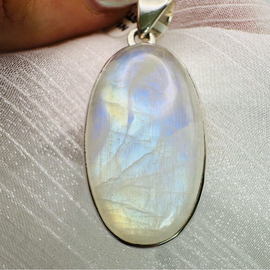 S925 Rainbow Moonstone Pendant