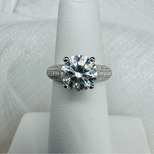4.12 CT Moissanite Diamond Solitare & Triple Pavé Band
