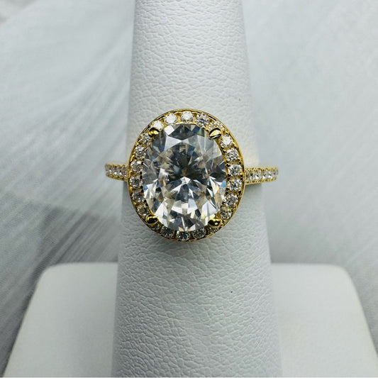 4.09 CT Moissanite Diamond Oval Cut w Pavé Halo