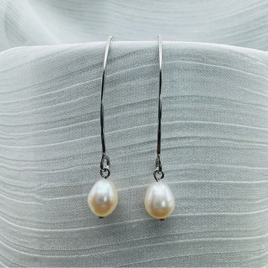 Freshwater Pearl Hooks (Silver)