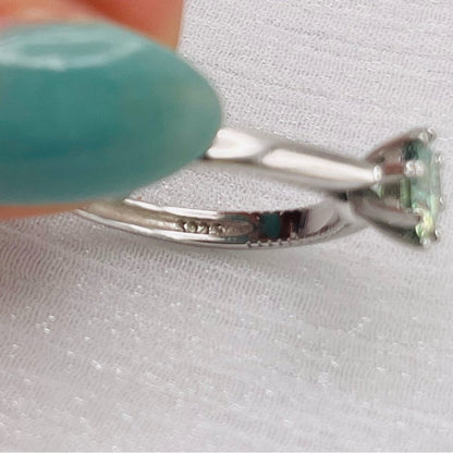 1.0 CT Alexandrite Moissanite Diamond Ring
