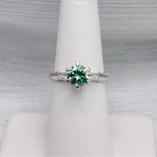 1.0 CT Alexandrite-Color Moissanite Ring