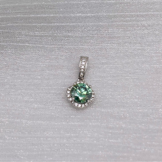 1.0 CT Alexandrite Moissanite Diamond Pendant