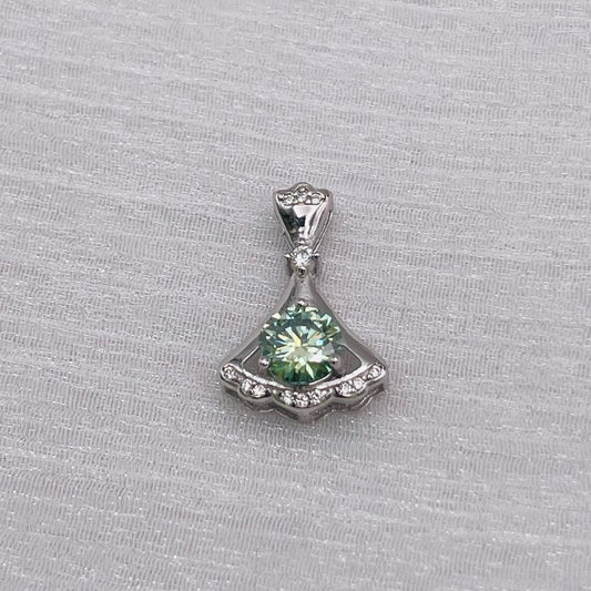 1.0 CT Alexandrite Moissanite Diamond Pendant
