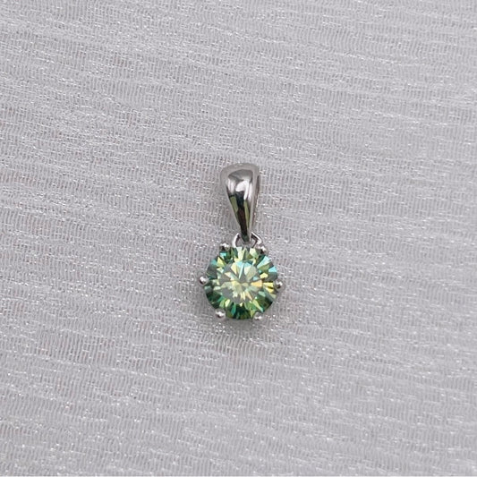 1.0 CT Alexandrite Moissanite Diamond Pendant