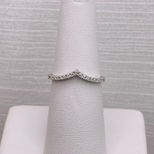 0.25 CT Moissanite Diamond V Ring