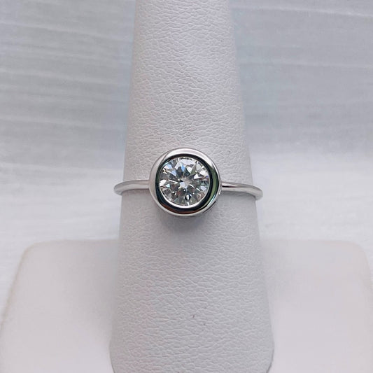 0.80 CT Moissanite Diamond Solitaire Bezel Set Ring