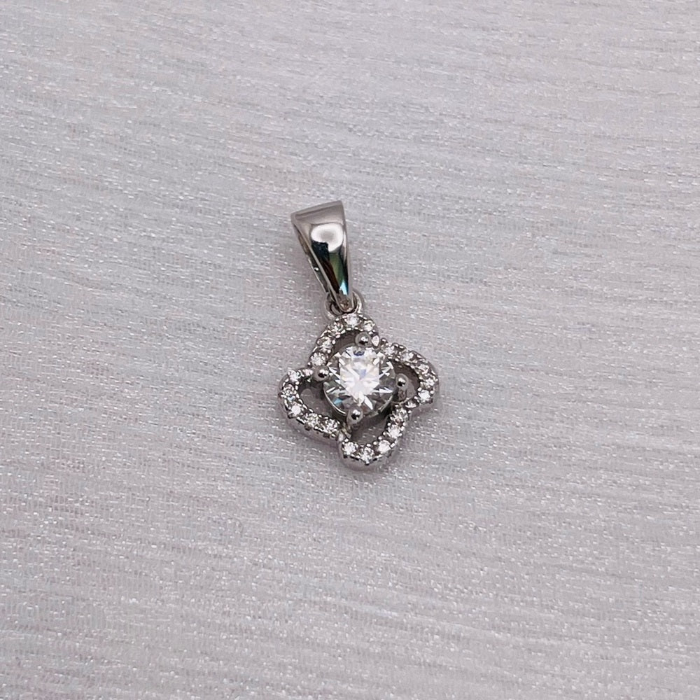 1.148 CT Moissanite Diamond Pendant