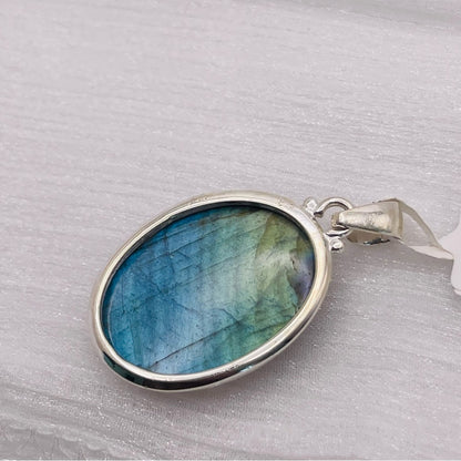 LA5 Labradorite Oval S925 Pendant